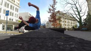 Side roll vault hyper